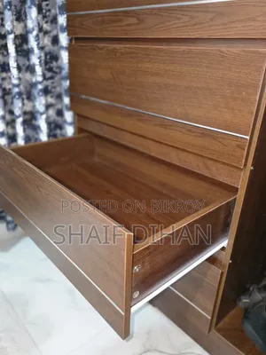 Regal Wardrobe Claire - একেবারে নতুন!