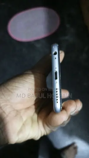 Apple iPhone 6s 16 GB Silver