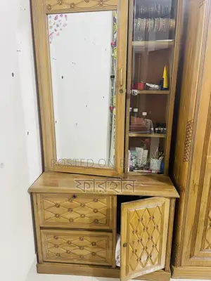 ড্রেসিং টেবিল বিক্রি হবে