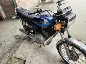Yamaha 1999 Blue