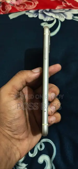 Apple iPhone 11 64 GB White