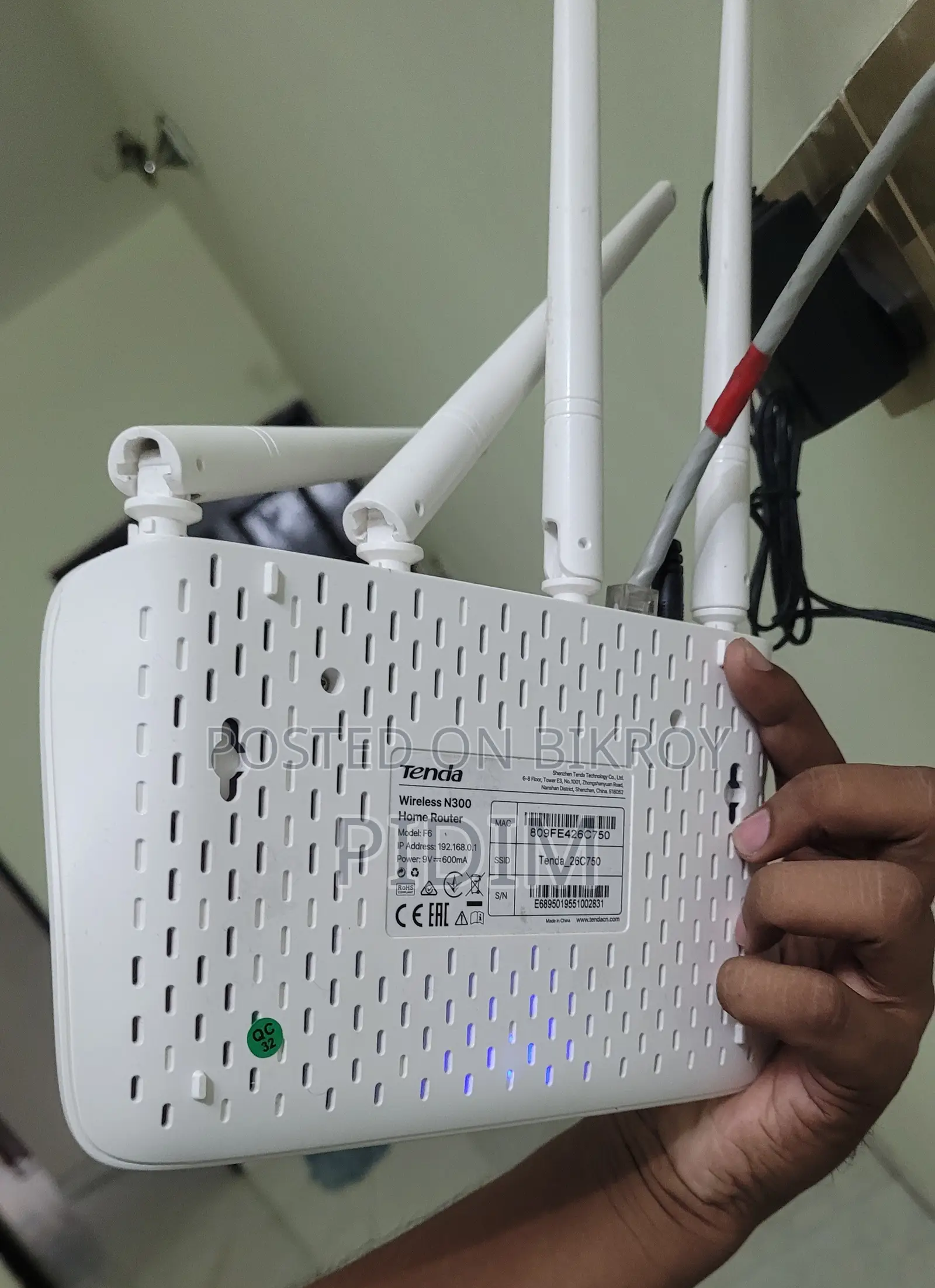 Tenda F6 N300 Router
