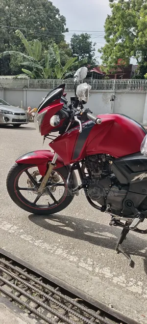 TVS Apache RTR 160 2V 2018 Red