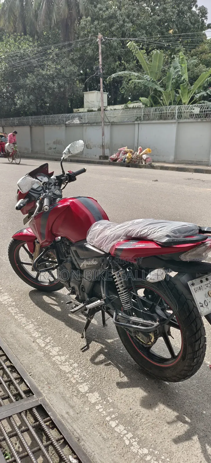 TVS Apache RTR 160 2V 2018 Red