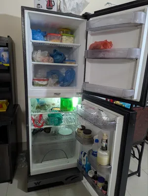 Refrigerator Urgent Sell