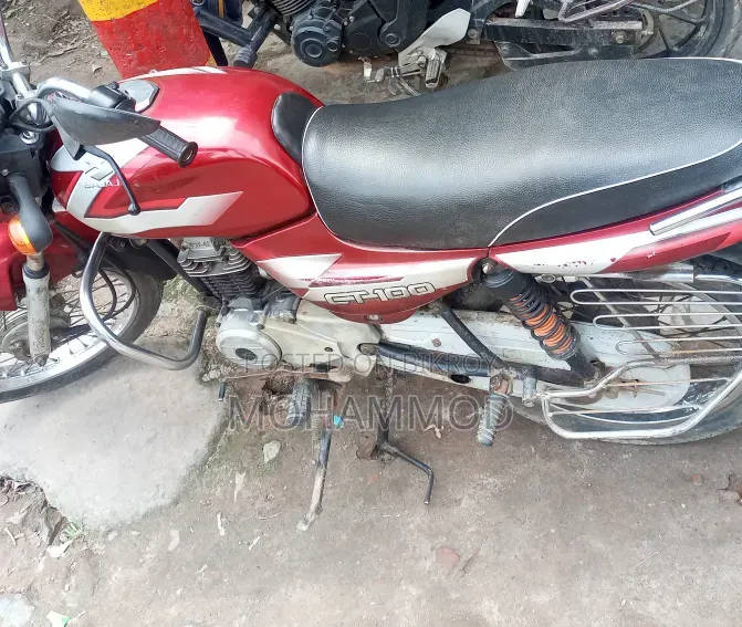 Bajaj CT 100 2009 Red