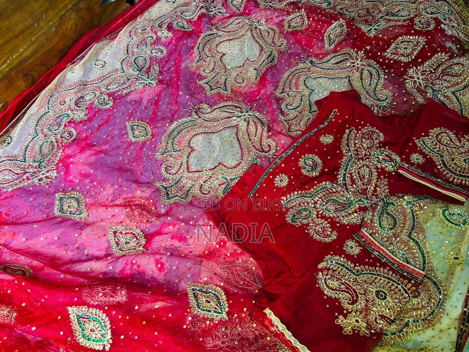 পুরোনো শাড়ি
