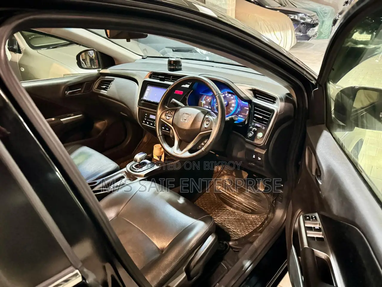 Honda Grace 1.5 Hybrid AWD 2015 Black