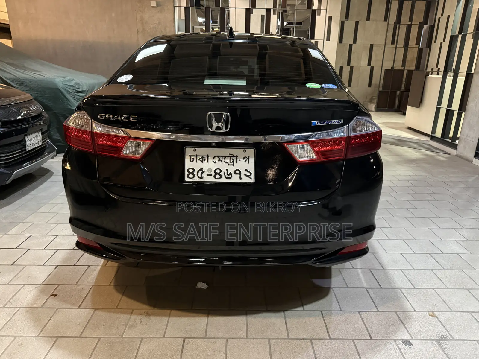 Honda Grace 1.5 Hybrid AWD 2015 Black