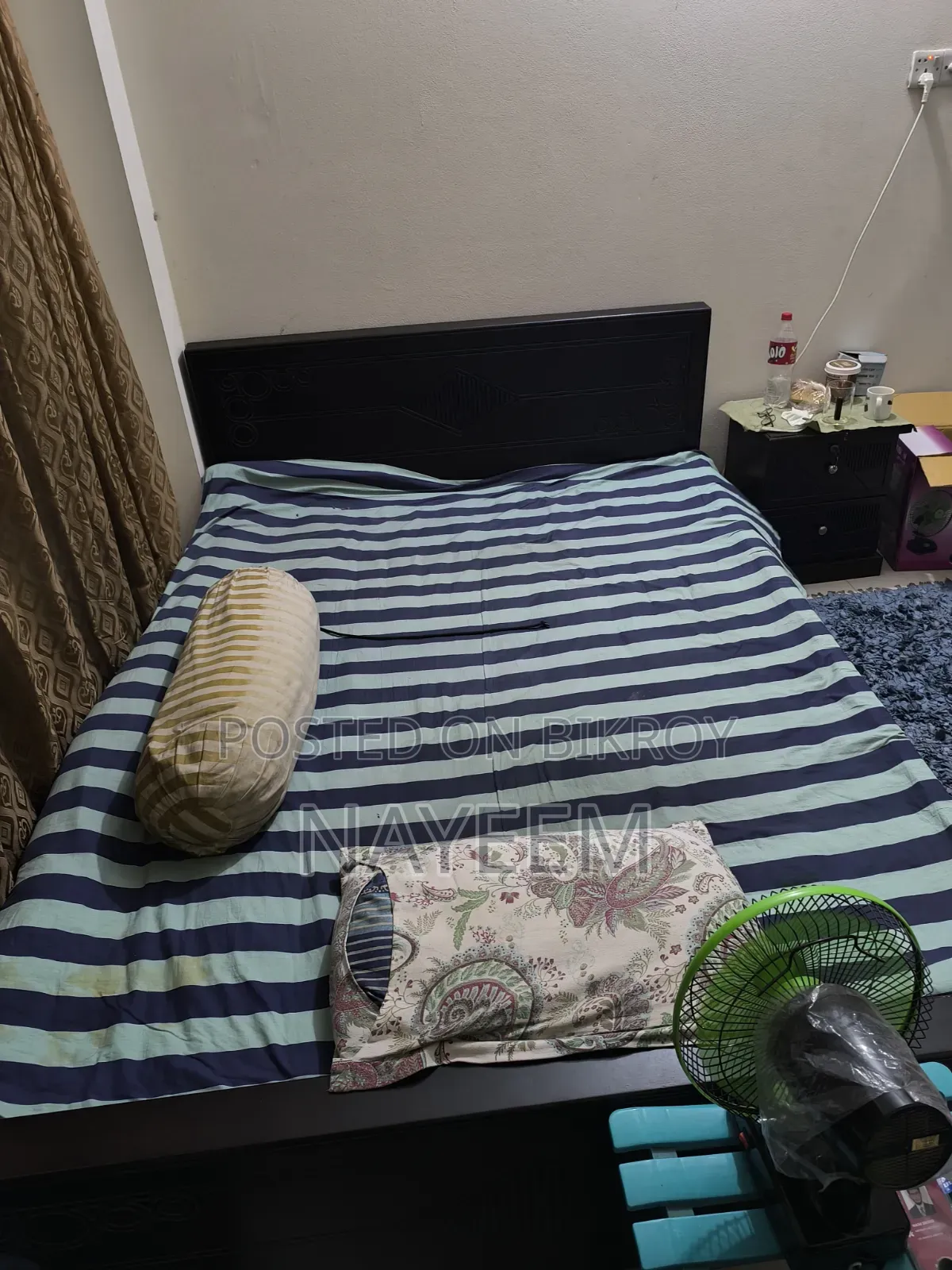 ব্যবহৃত একটি খাট বিক্রি করার উদ্দেশ্য