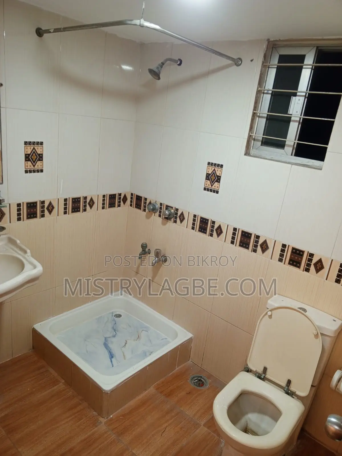 3bdrm Apartment in Basundhara for rent