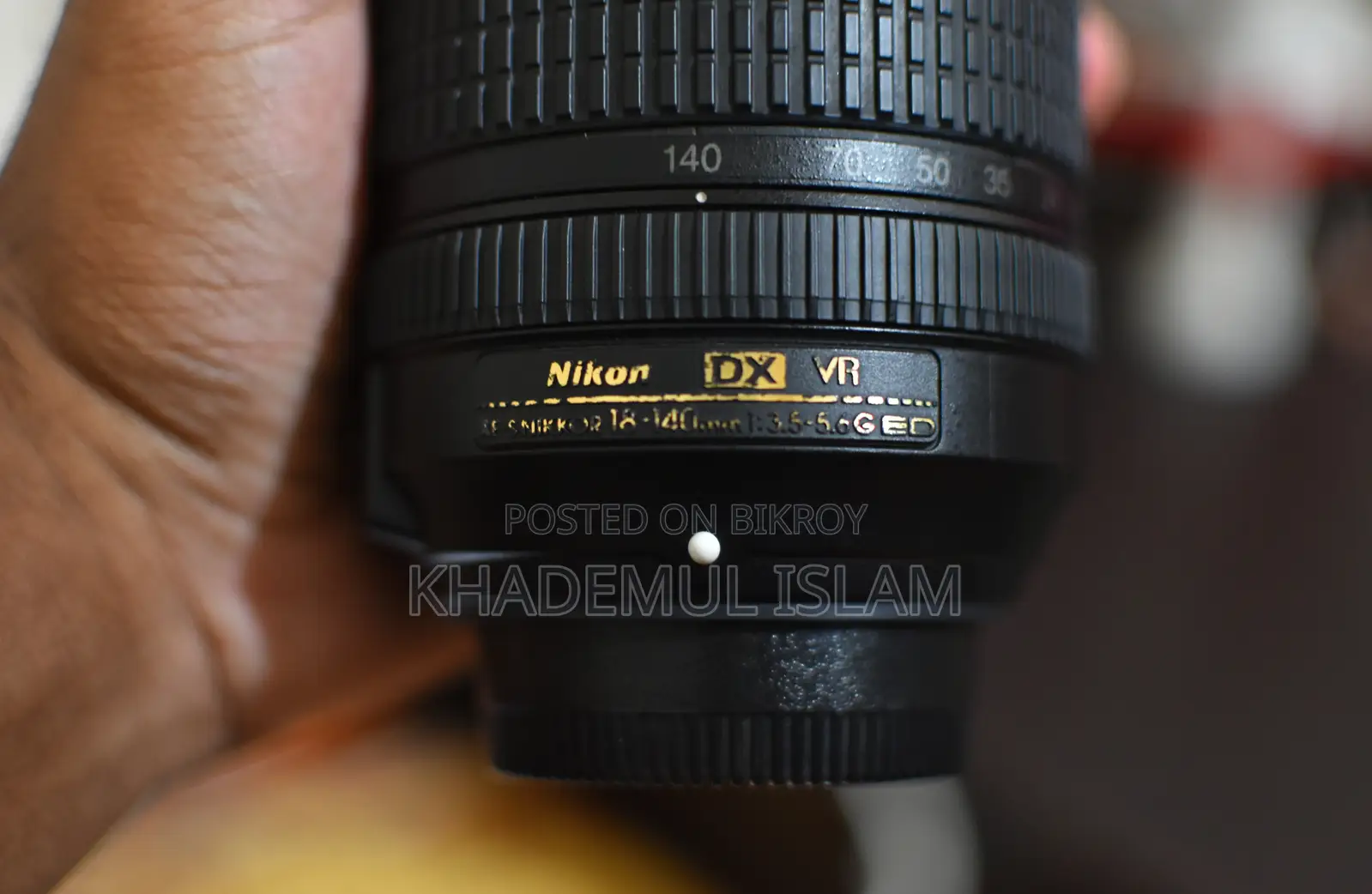 Nikon 18-140mm Zoom Lens