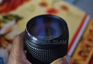 Nikon 18-140mm Zoom Lens