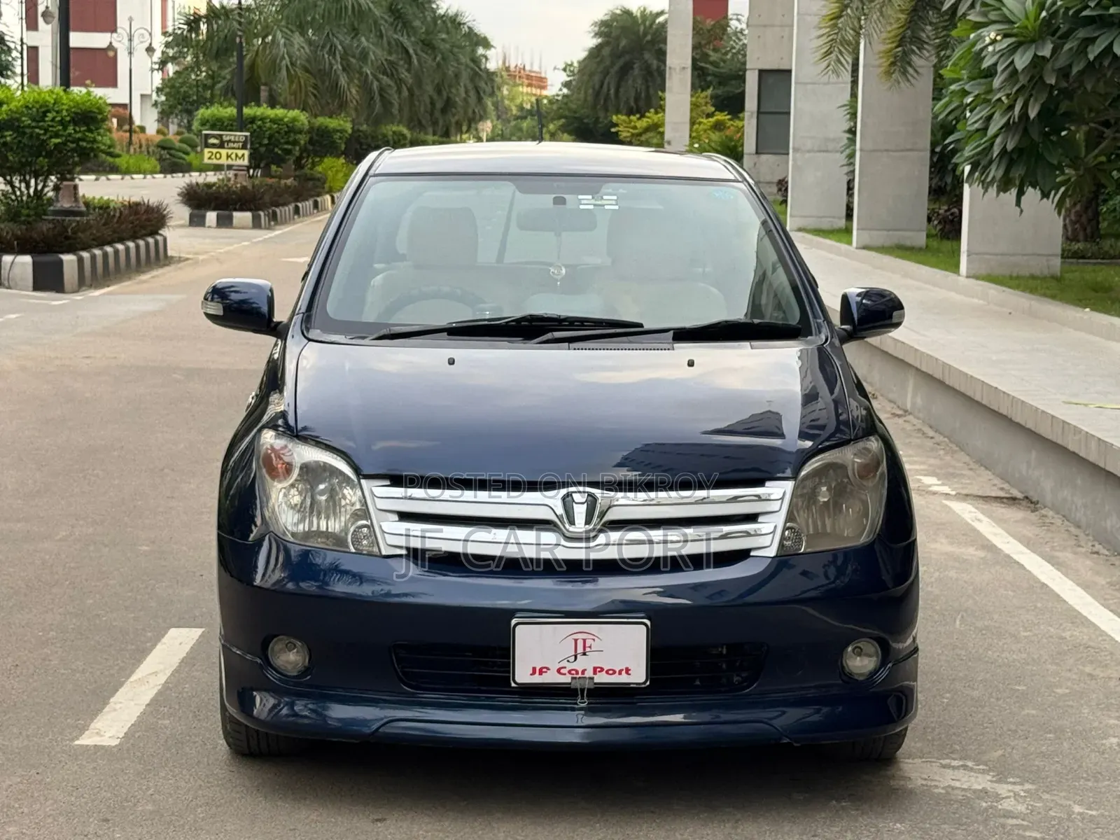 Toyota IST 2003 Blue