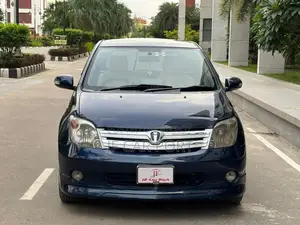 Toyota IST 2003 Blue
