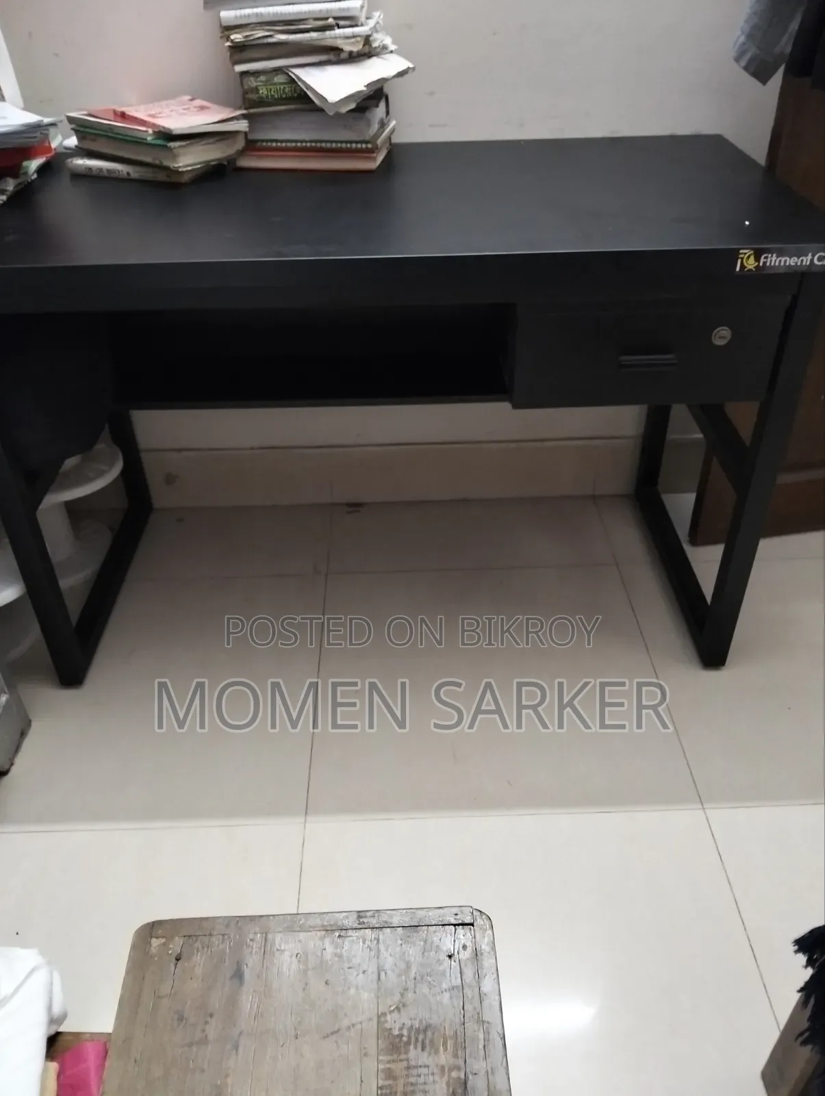 Reading Table