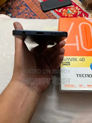 Tecno Spark 40 Pro 128 GB Black