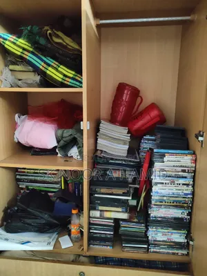 Almirah New