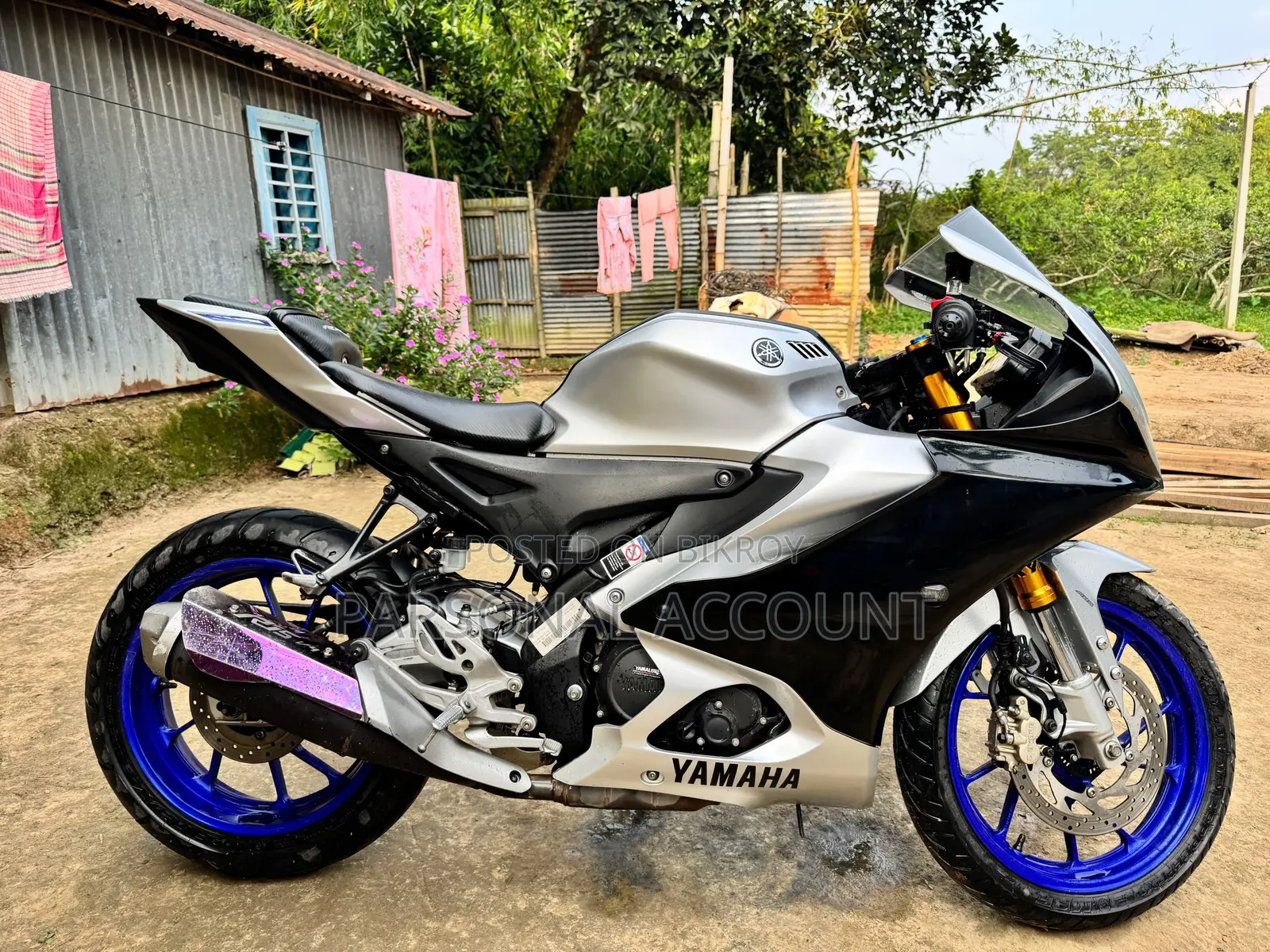 Yamaha R15M 2022 Silver