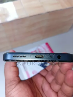 New Realme 128 GB Blue