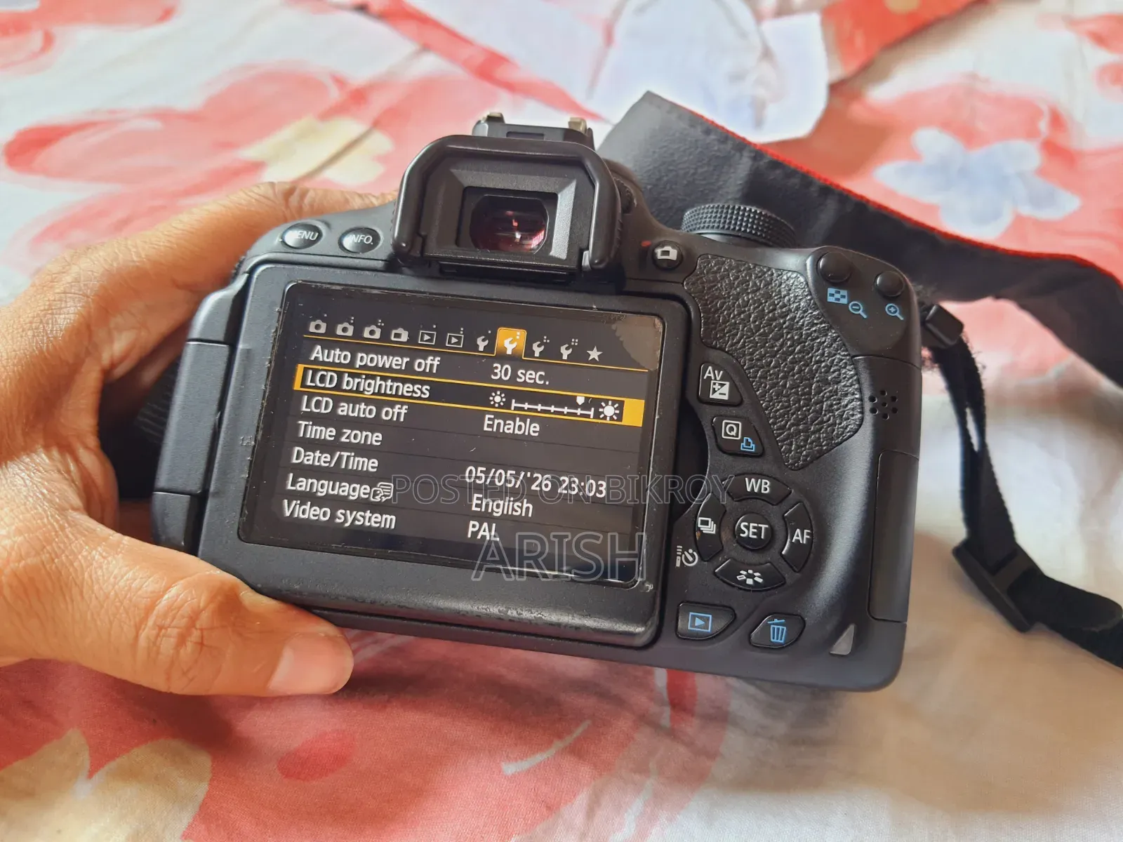 Canon 700d With Lens