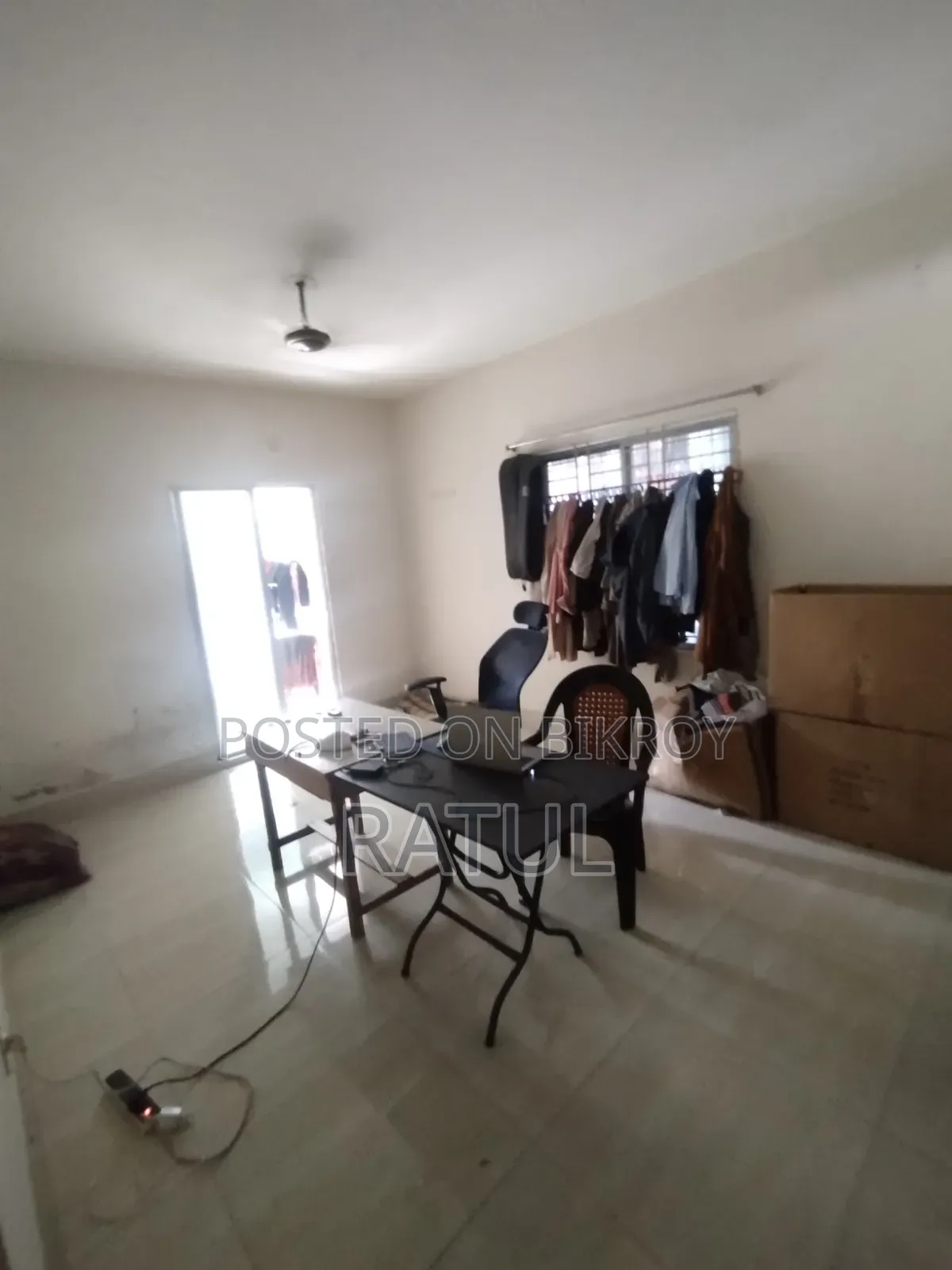 3bdrm Shared Apartment in Momtaj Mohol, Mirpur for rent