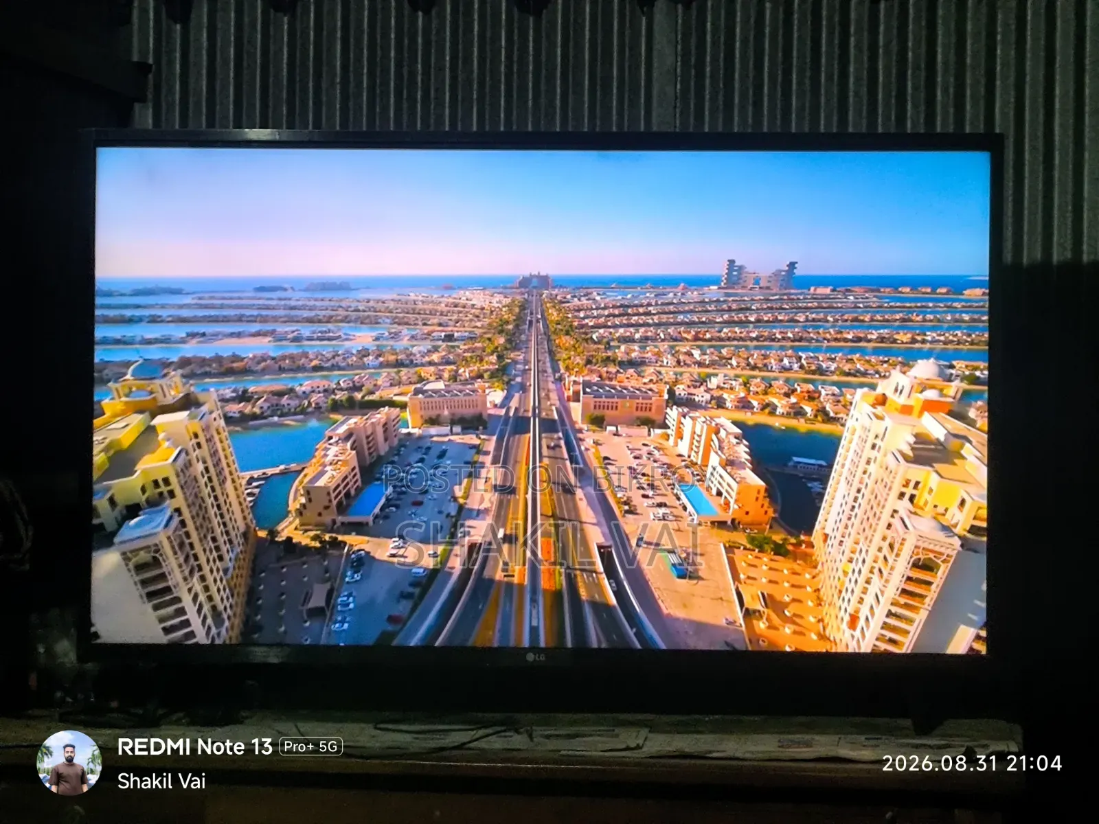 Original LG 43" Smart TV UHD WebOS