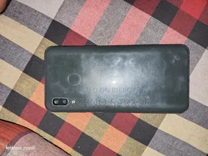 Samsung Galaxy A20 32 GB Black