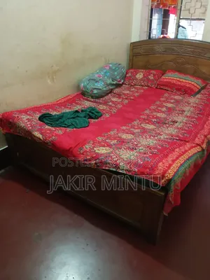 একটি খাট বিক্রি করা হবে