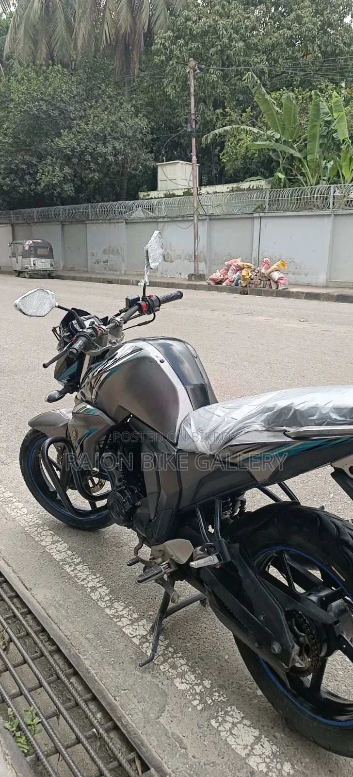 Yamaha FZ 2017 Gray