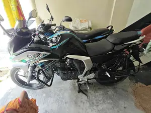 Yamaha Fazer FI V2 2025 Black