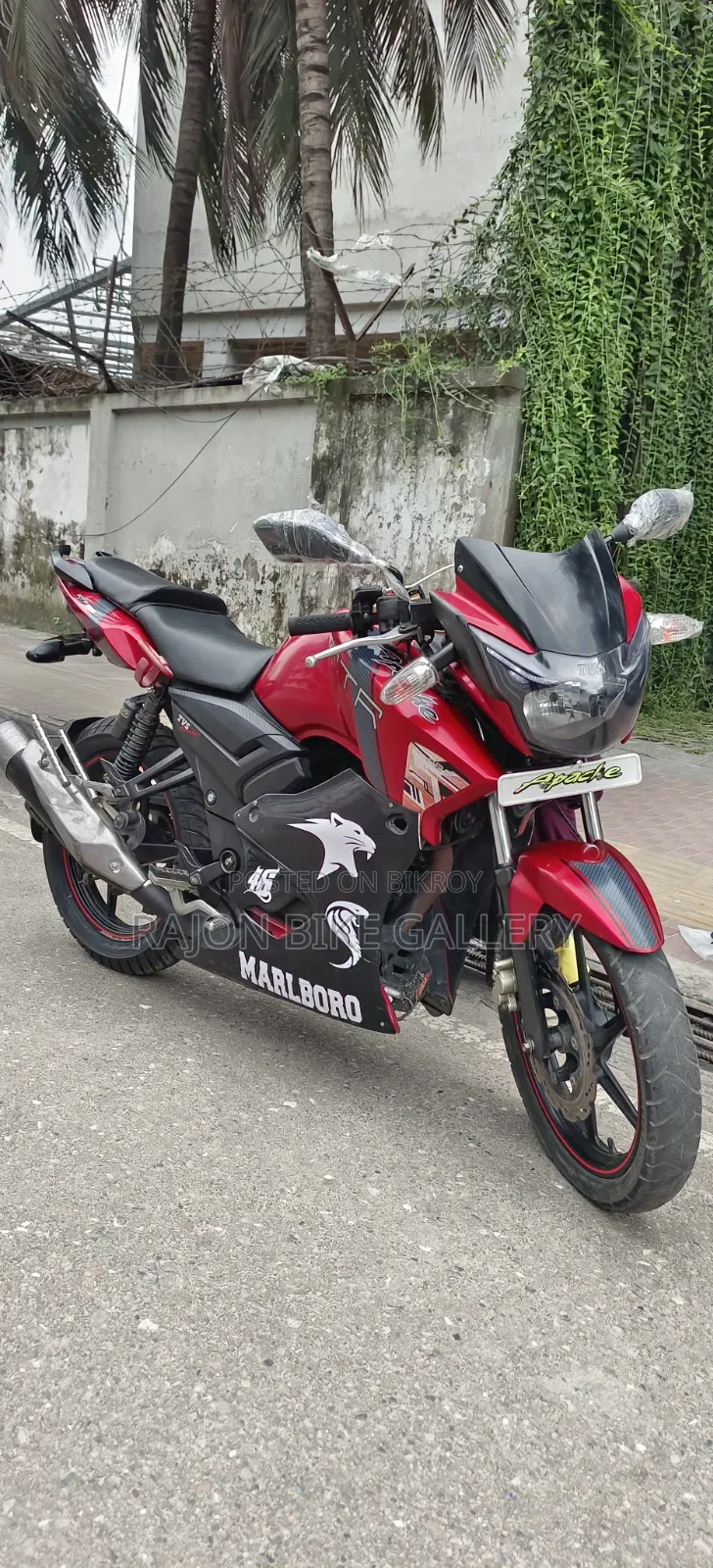 TVS Apache RTR 160 2V 2018 Red
