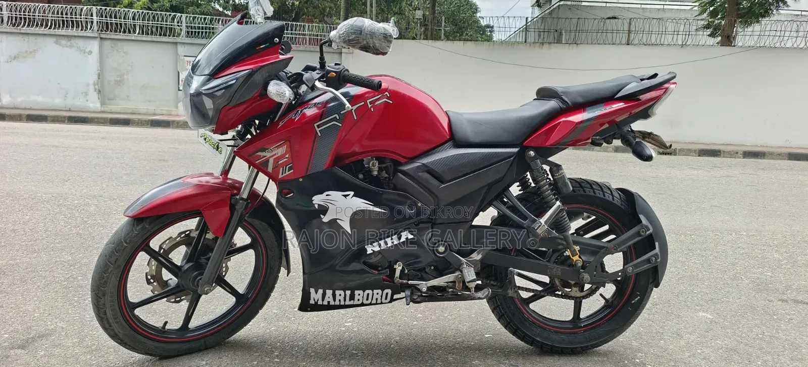TVS Apache RTR 160 2V 2018 Red