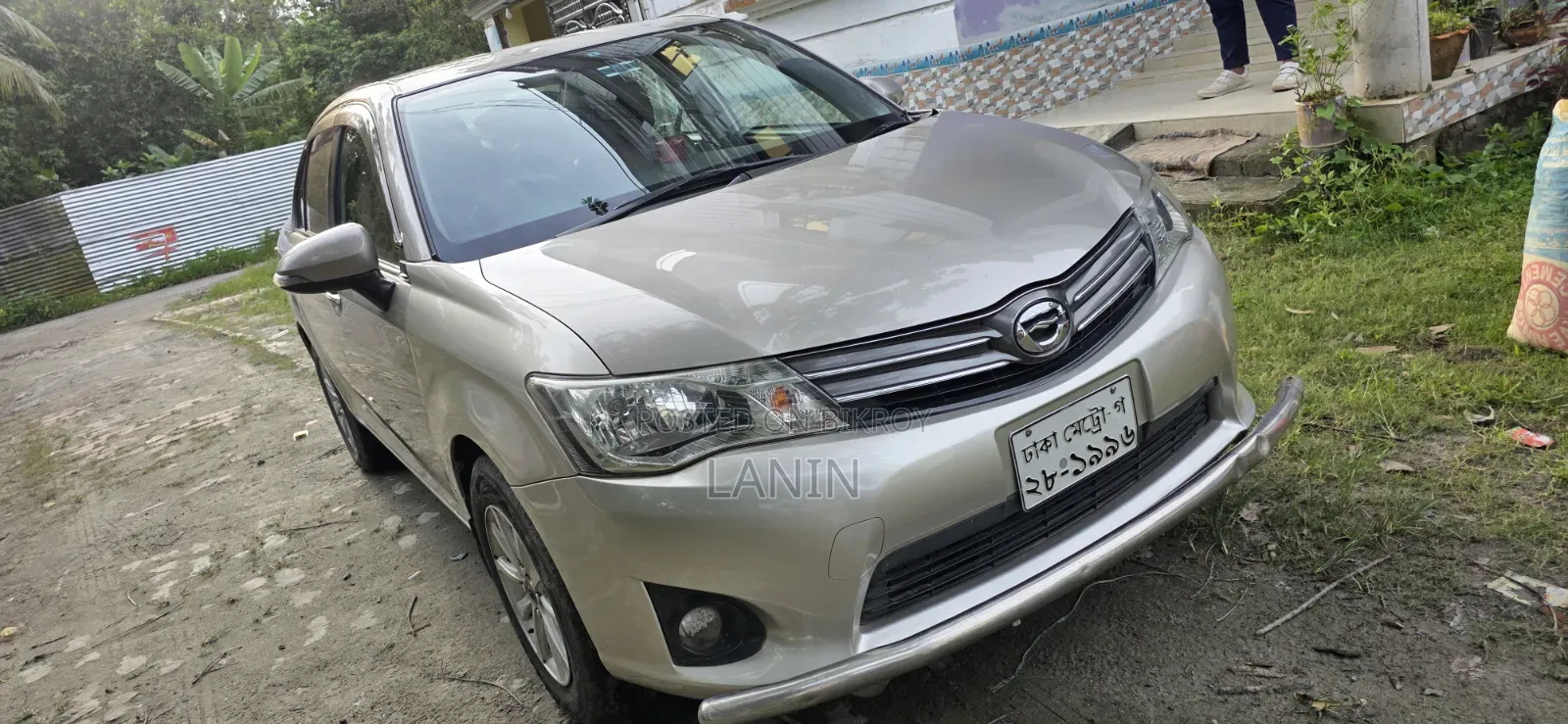 Toyota Axio 1.5 G 2WD 2012 Gold