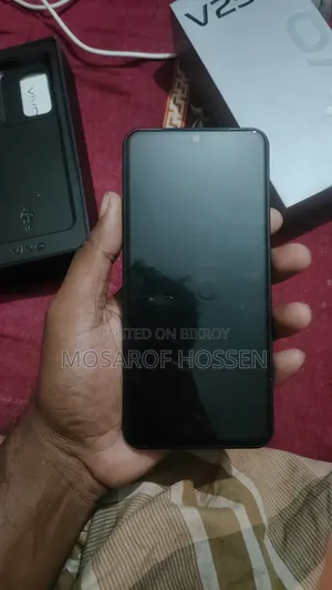 Vivo V25e 128 GB Black