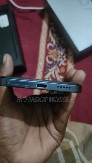 Vivo V25e 128 GB Black