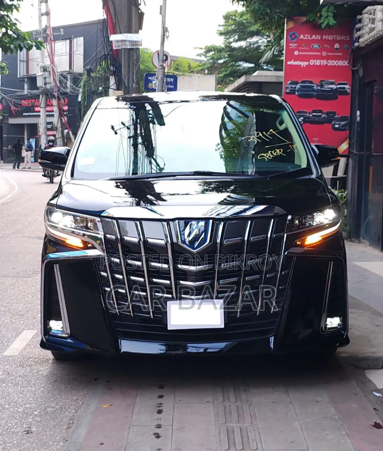 Toyota Alphard 2.5 Hybrid AWD 2021 Black