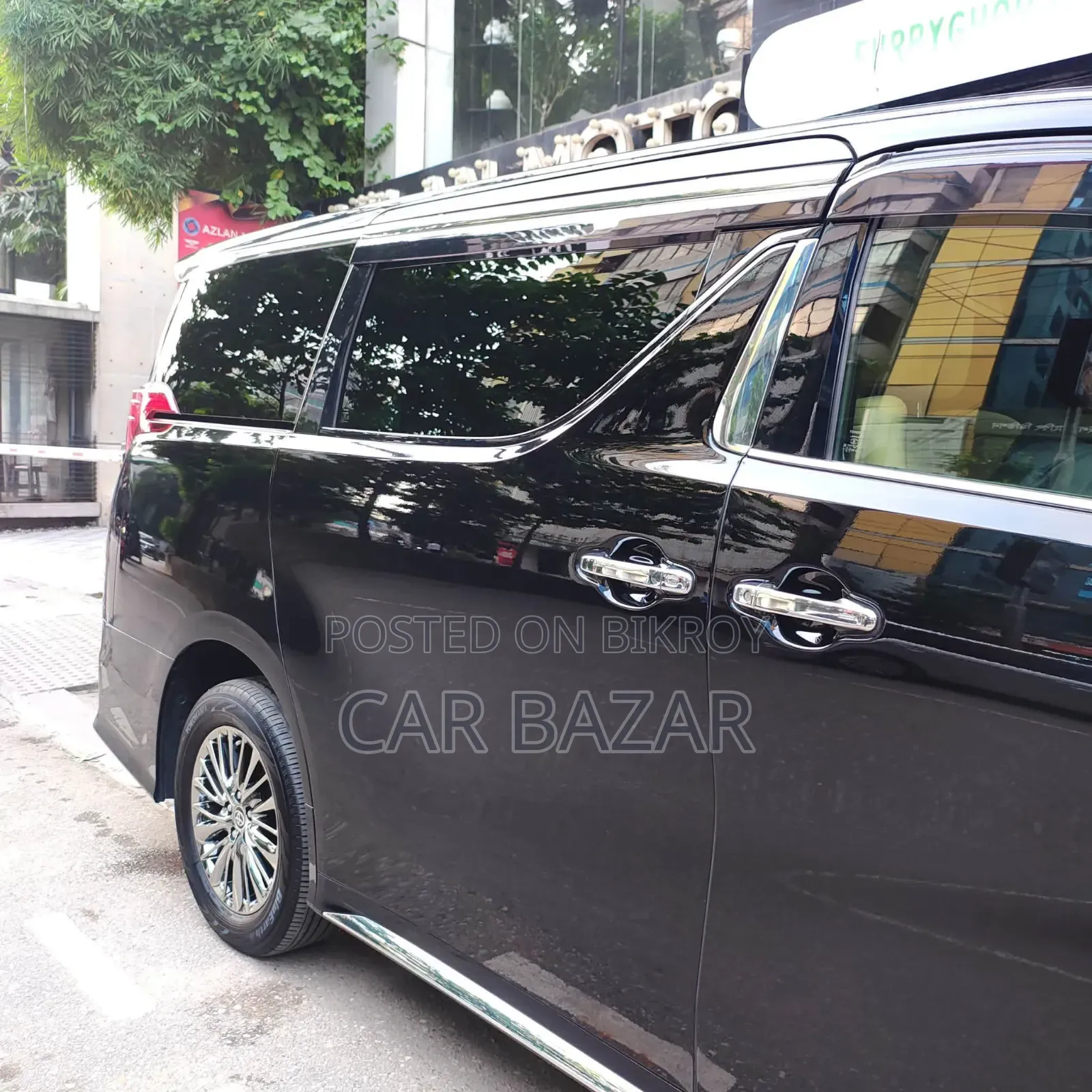 Toyota Alphard 2.5 Hybrid AWD 2021 Black