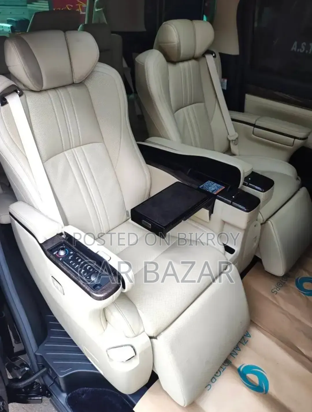 Toyota Alphard 2.5 Hybrid AWD 2021 Black