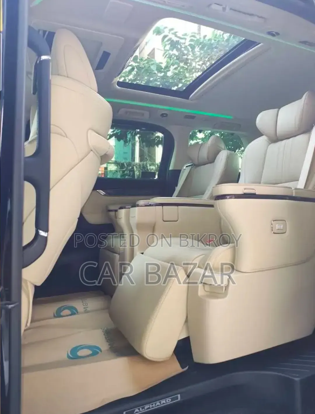 Toyota Alphard 2.5 Hybrid AWD 2021 Black