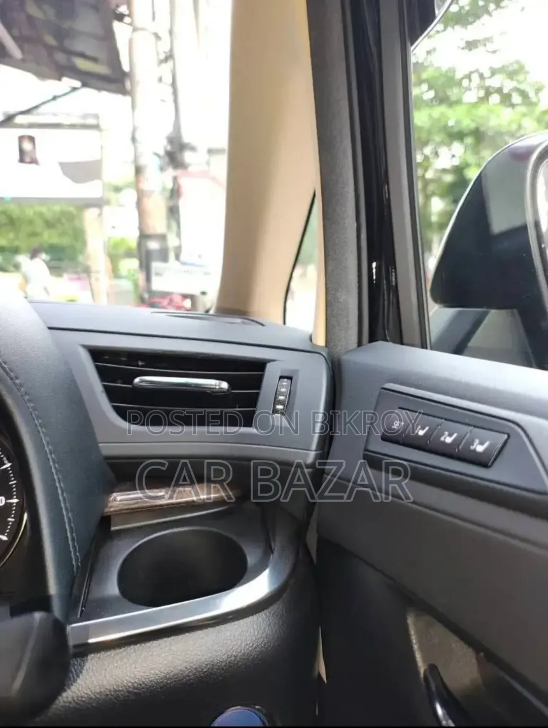Toyota Alphard 2.5 Hybrid AWD 2021 Black