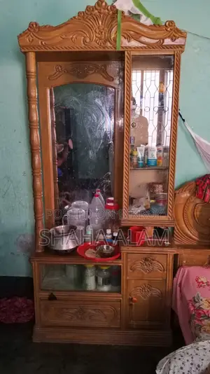 ডেসিং টেবিল + স্টিল আলমারি