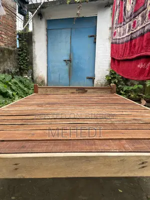 চৌকি বিক্রি করা হবে।