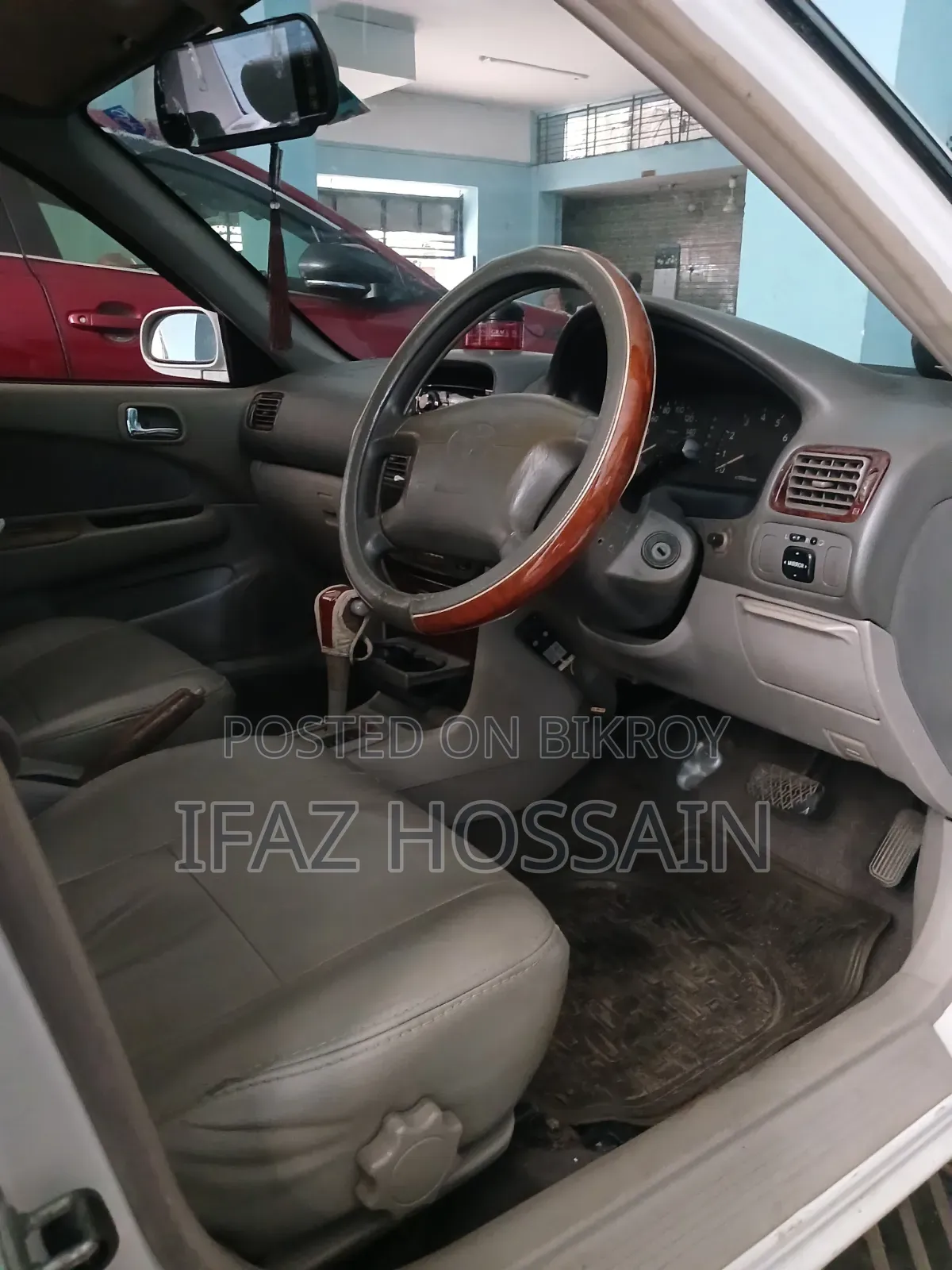 Toyota Corolla 2000 Pearl