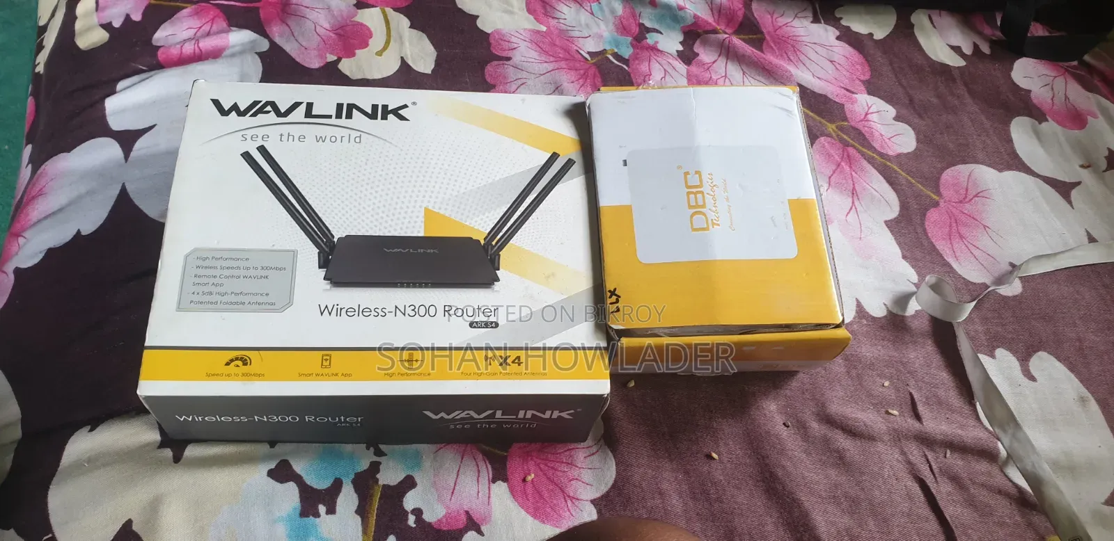 Wavlink Router and Onu