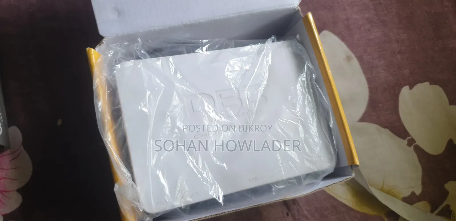Wavlink Router and Onu