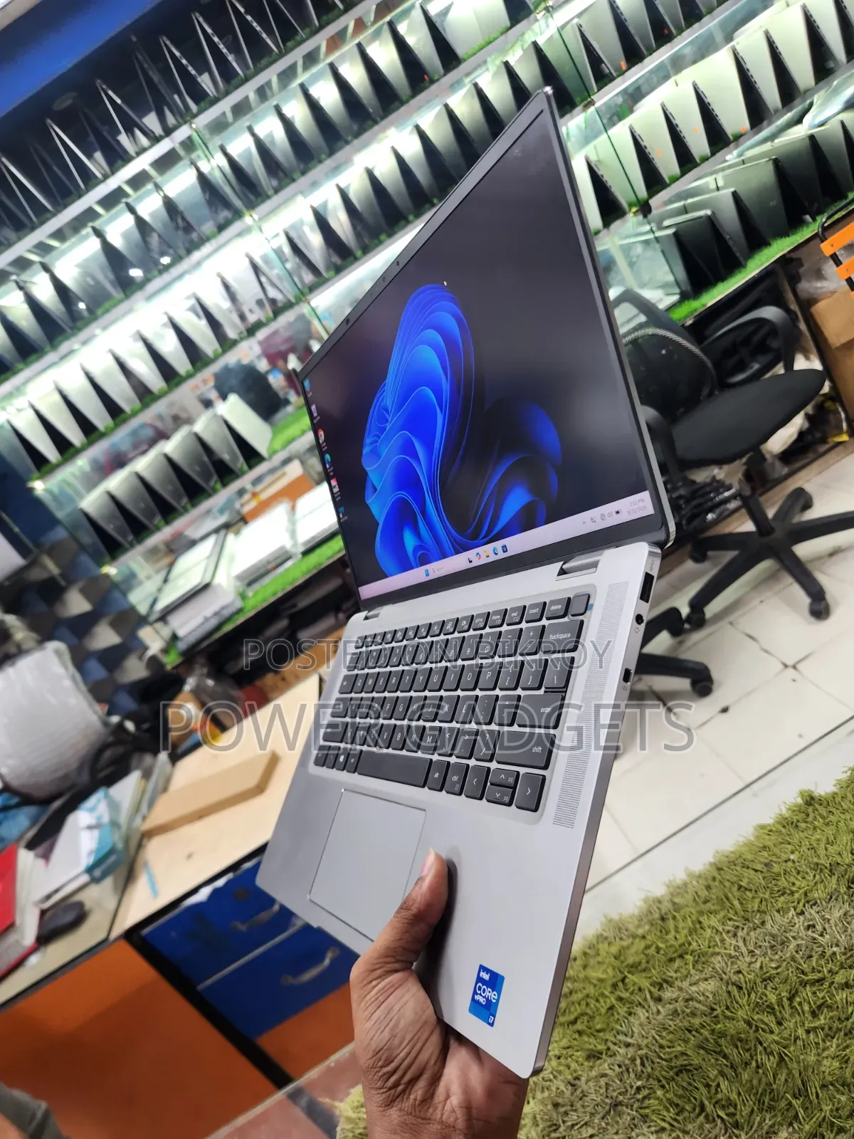 Laptop Dell Latitude 9520 16GB Intel Core i7 SSD 512GB