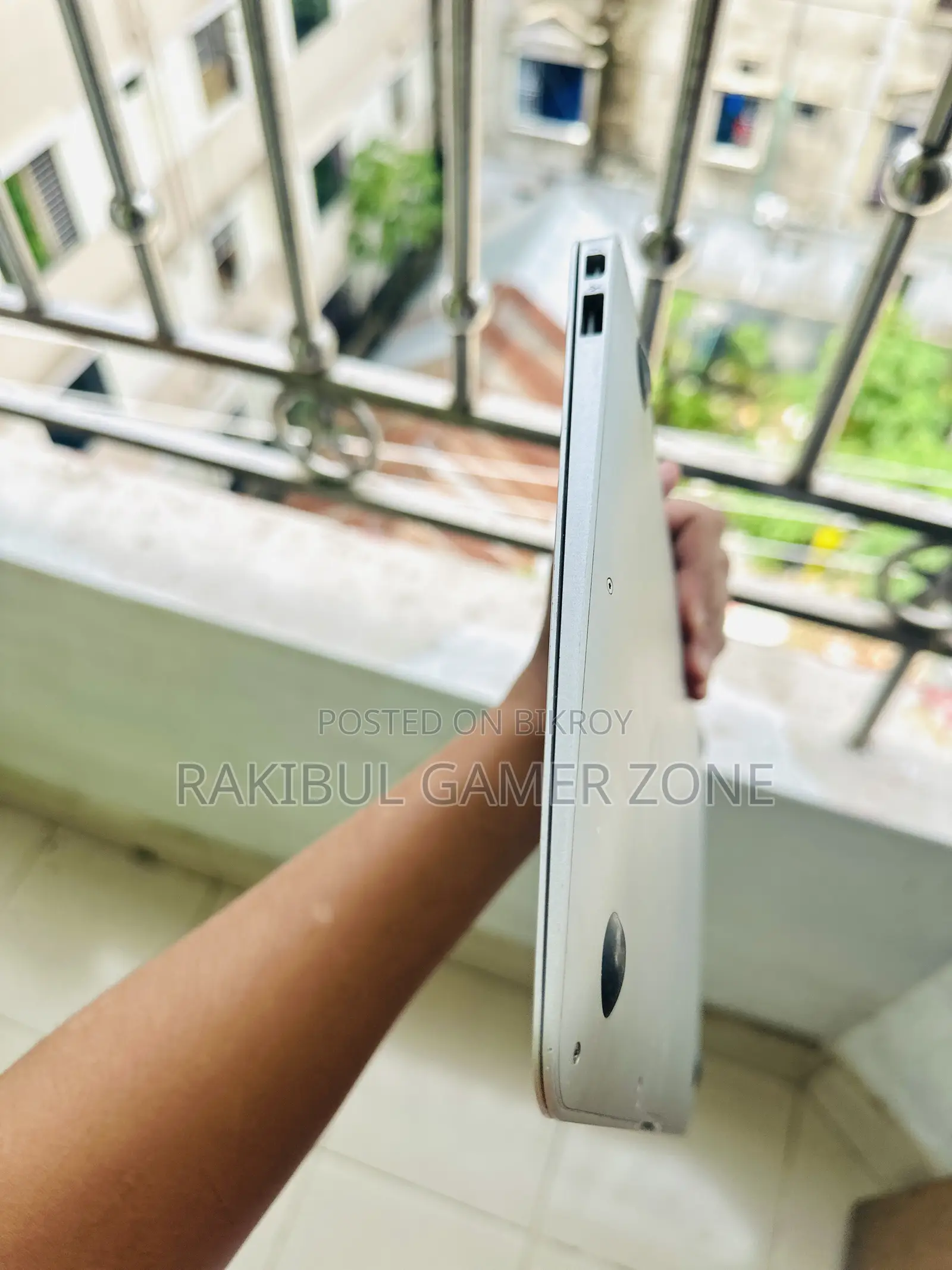 Laptop Apple MacBook Air 4GB Intel Core i5 SSD 128GB