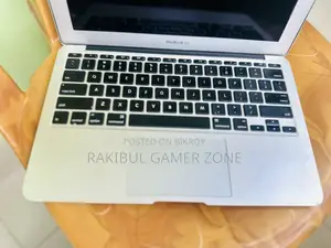 Laptop Apple MacBook Air 4GB Intel Core i5 SSD 128GB