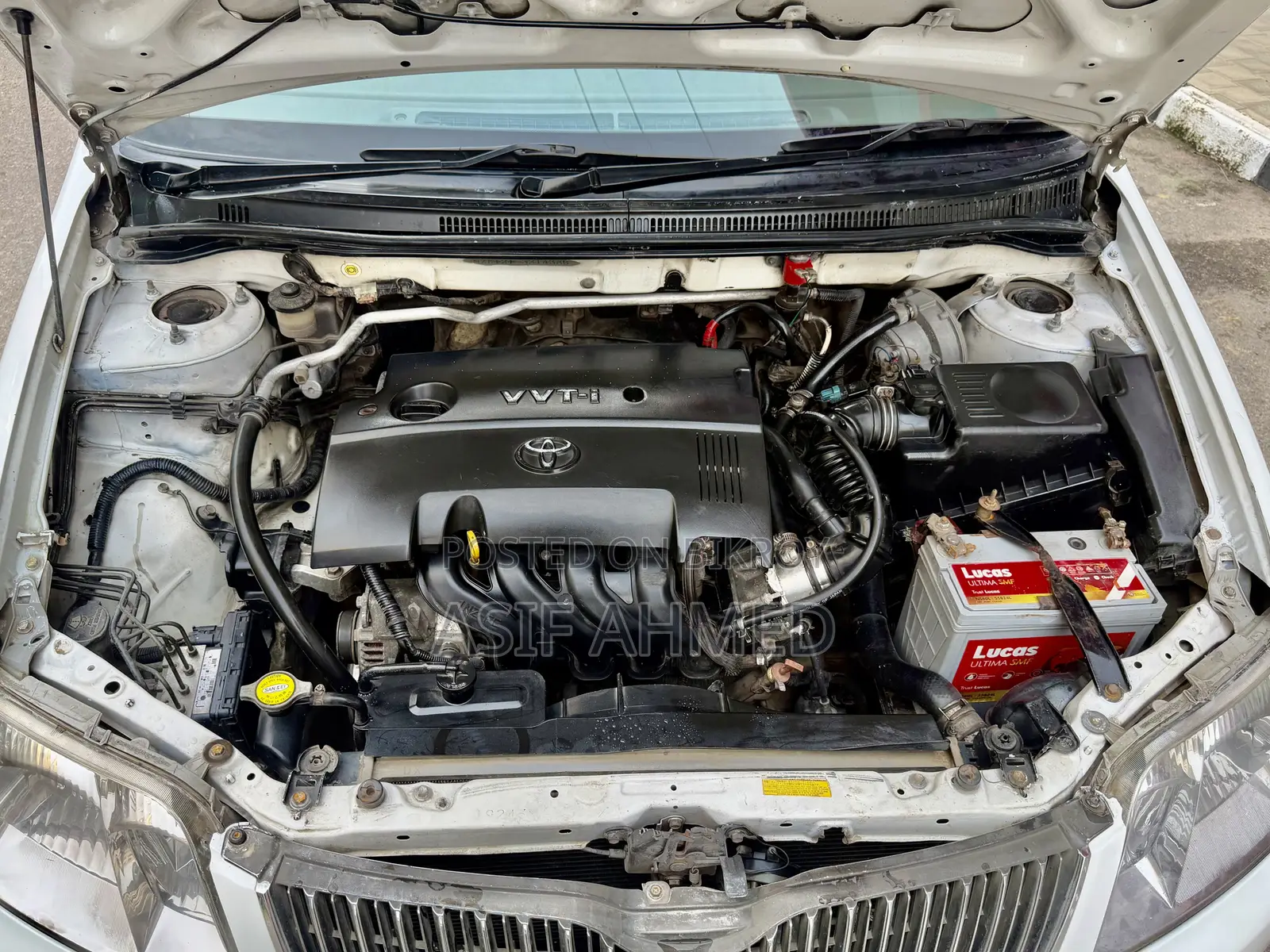 Toyota Corolla Sedan Automatic 2005 White